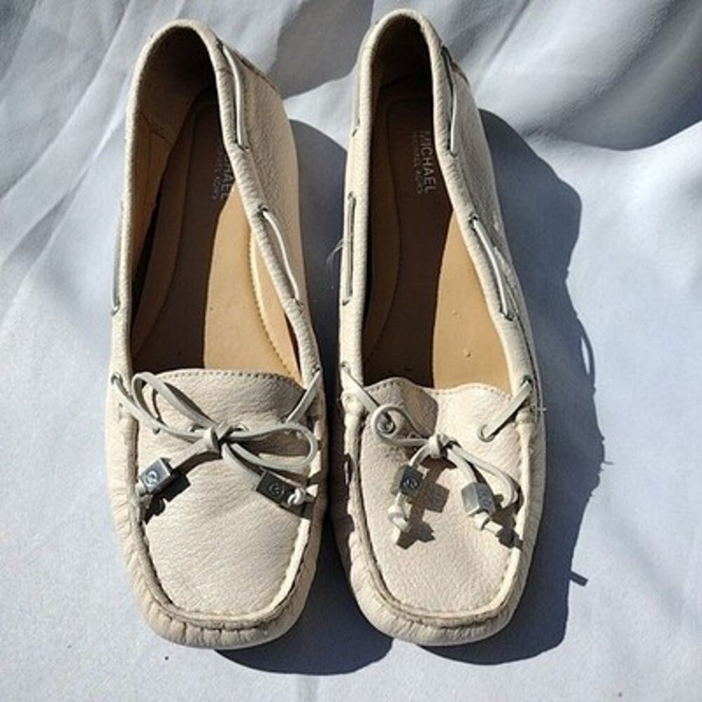 MICHAEL Michael Kors Shoes Womens Size 8.5 White Leather Moccasin Flats XP